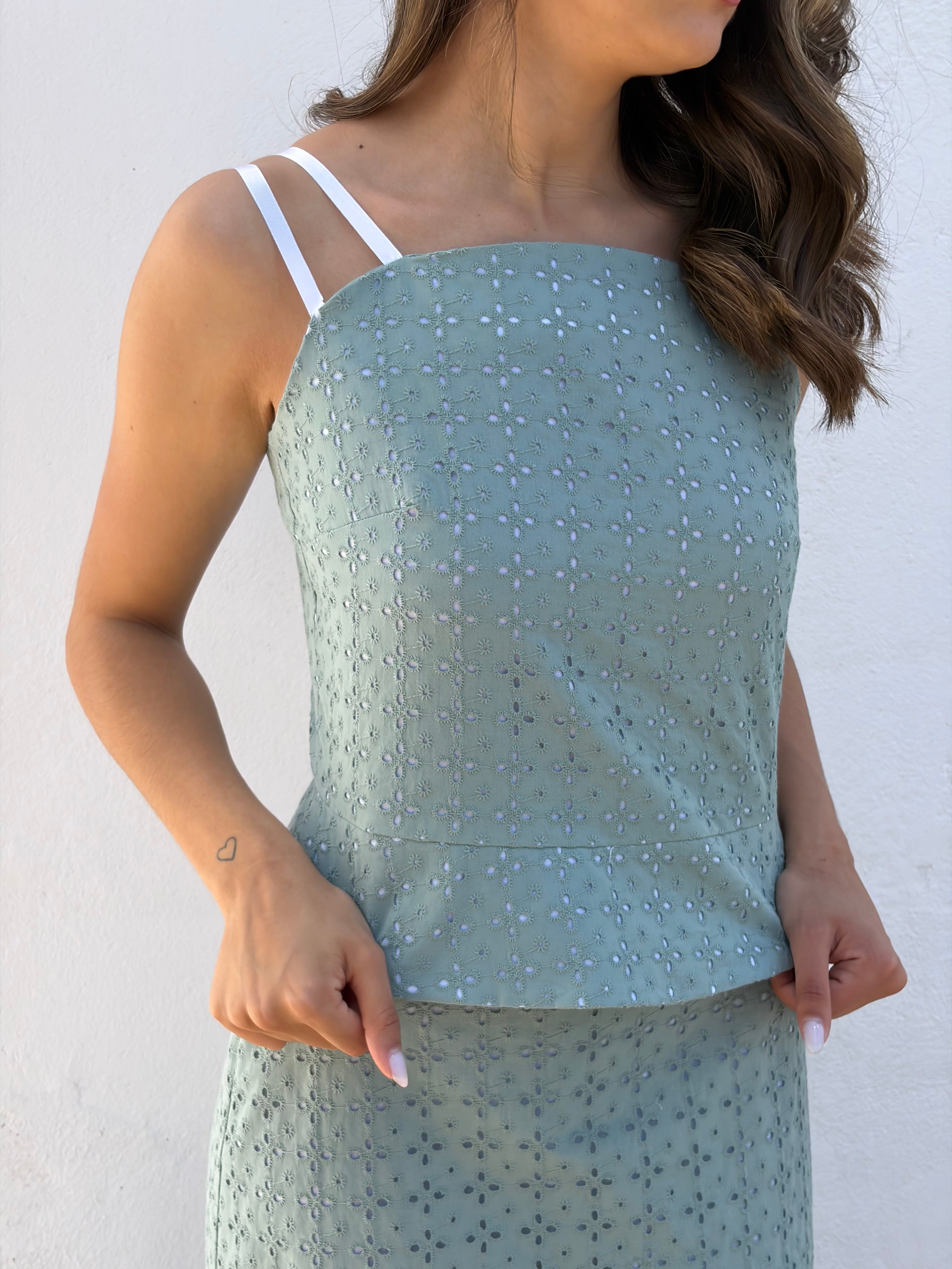 TOTAL LOOK ÁNGELA VERDE JADE