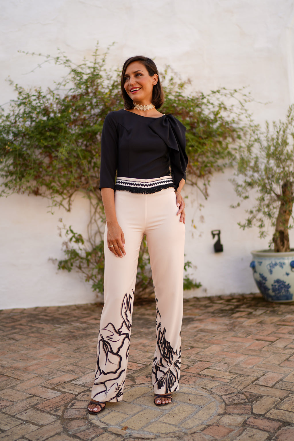 526-001 Pantalón estampado