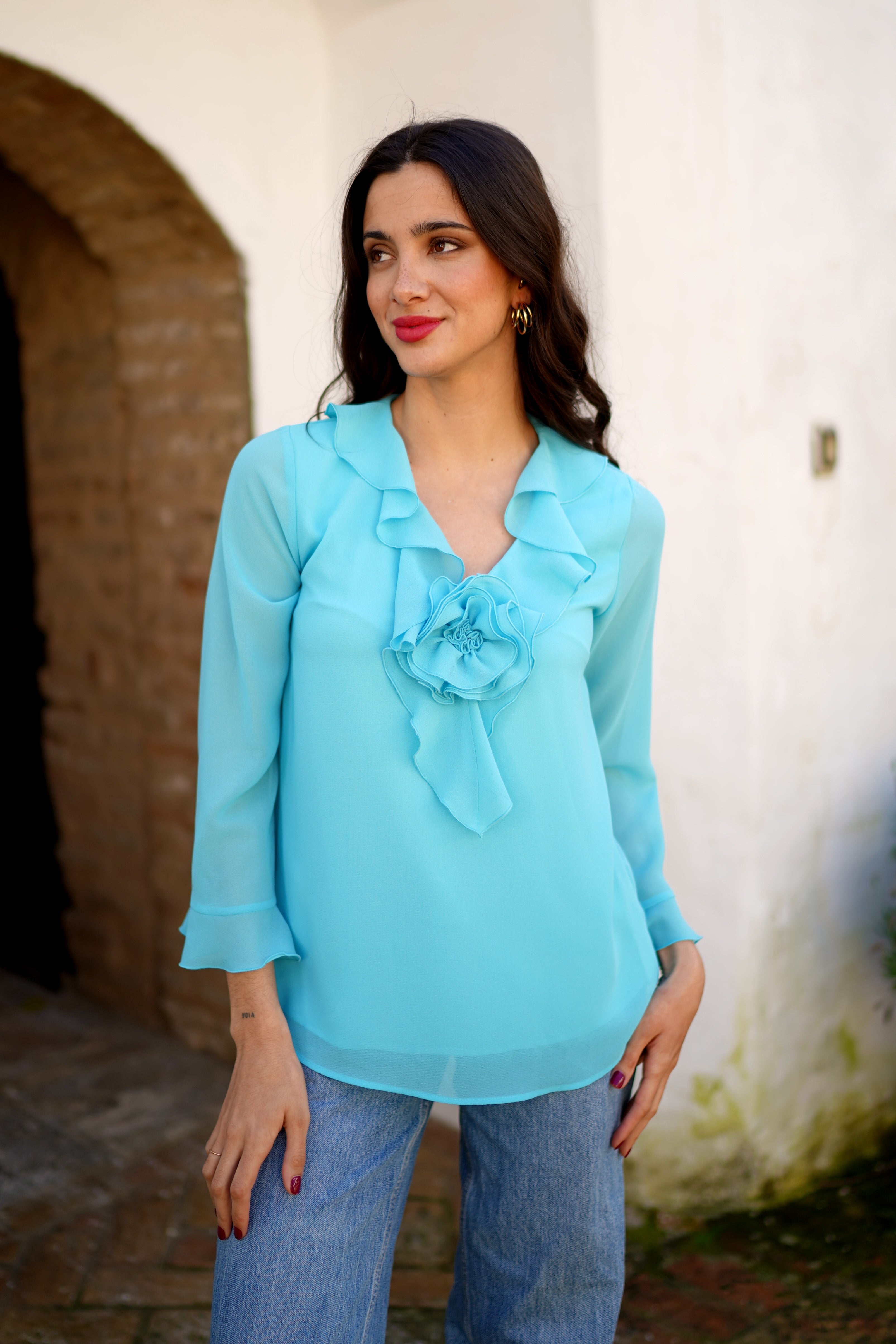 Blusa rosa con mangas volantes 125-030