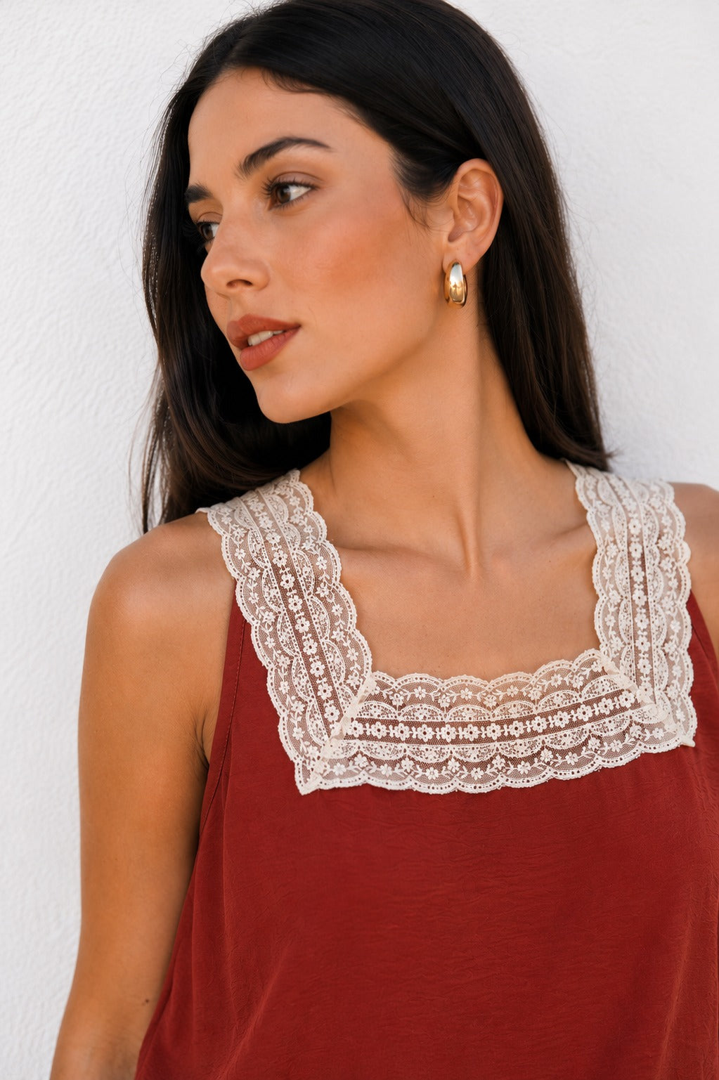 BLUSA ESCOTE CUADRADO